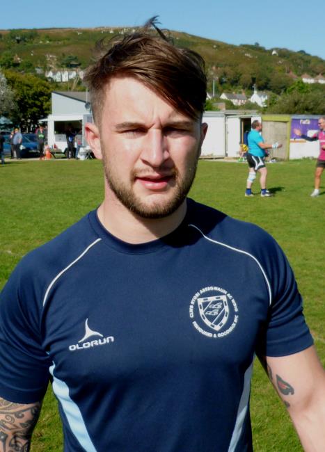 Ed Bendall - try for Fishguard at Pontyberem